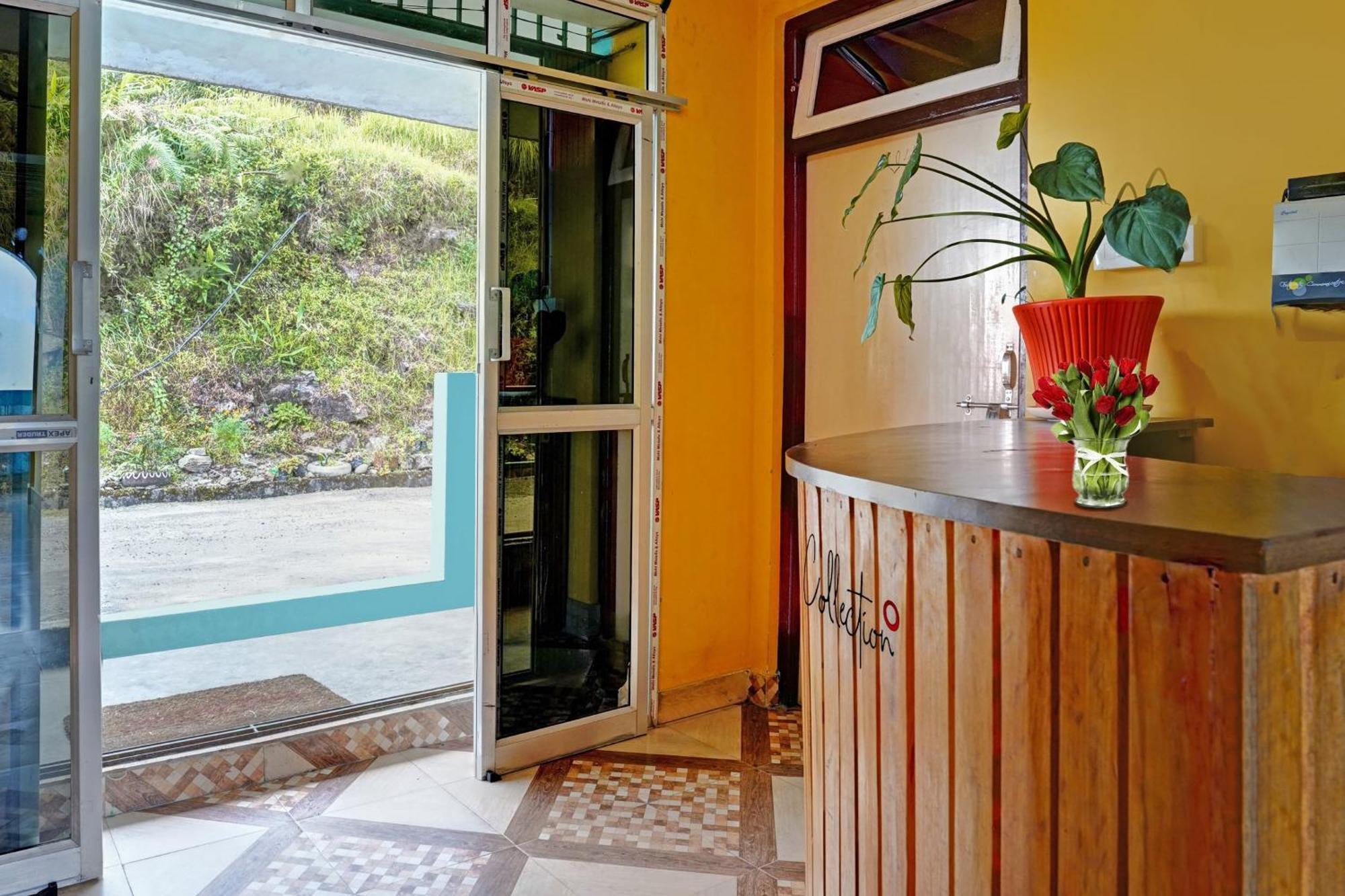 Capital O Basera Resort Padamchen Ngoại thất bức ảnh
