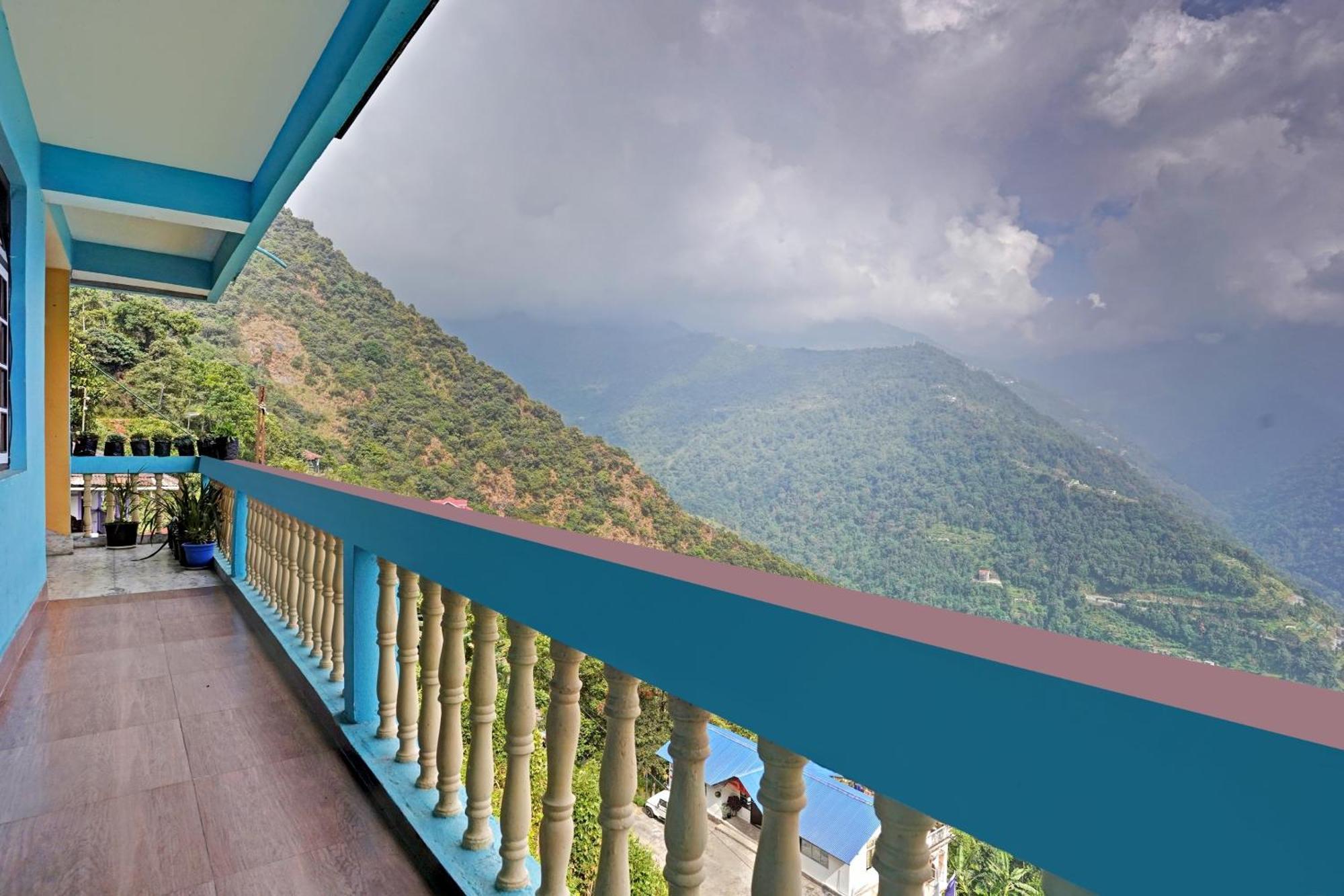 Capital O Basera Resort Padamchen Ngoại thất bức ảnh